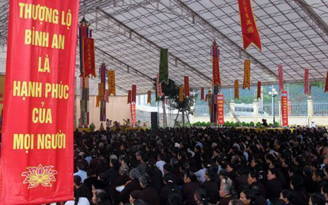 กิจกรรมในโอกาสรำลึกถึงผู้เสียชีวิตจากอุบัติเหตุการจราจร